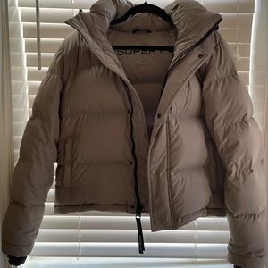 Aritzia Super Puff Shorty Modern Taupe